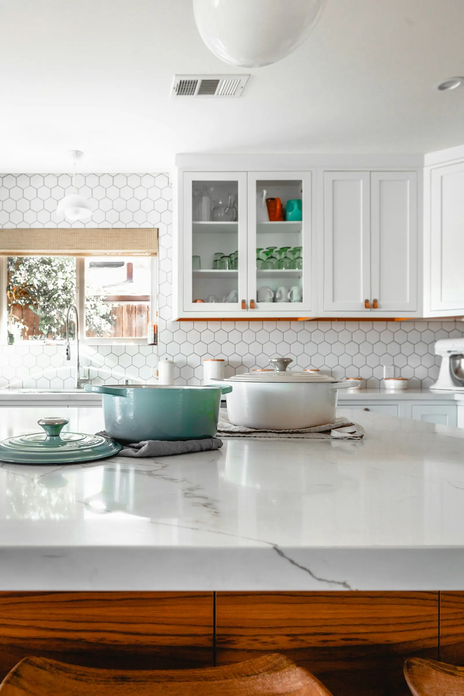 White upper kitchen cabinets